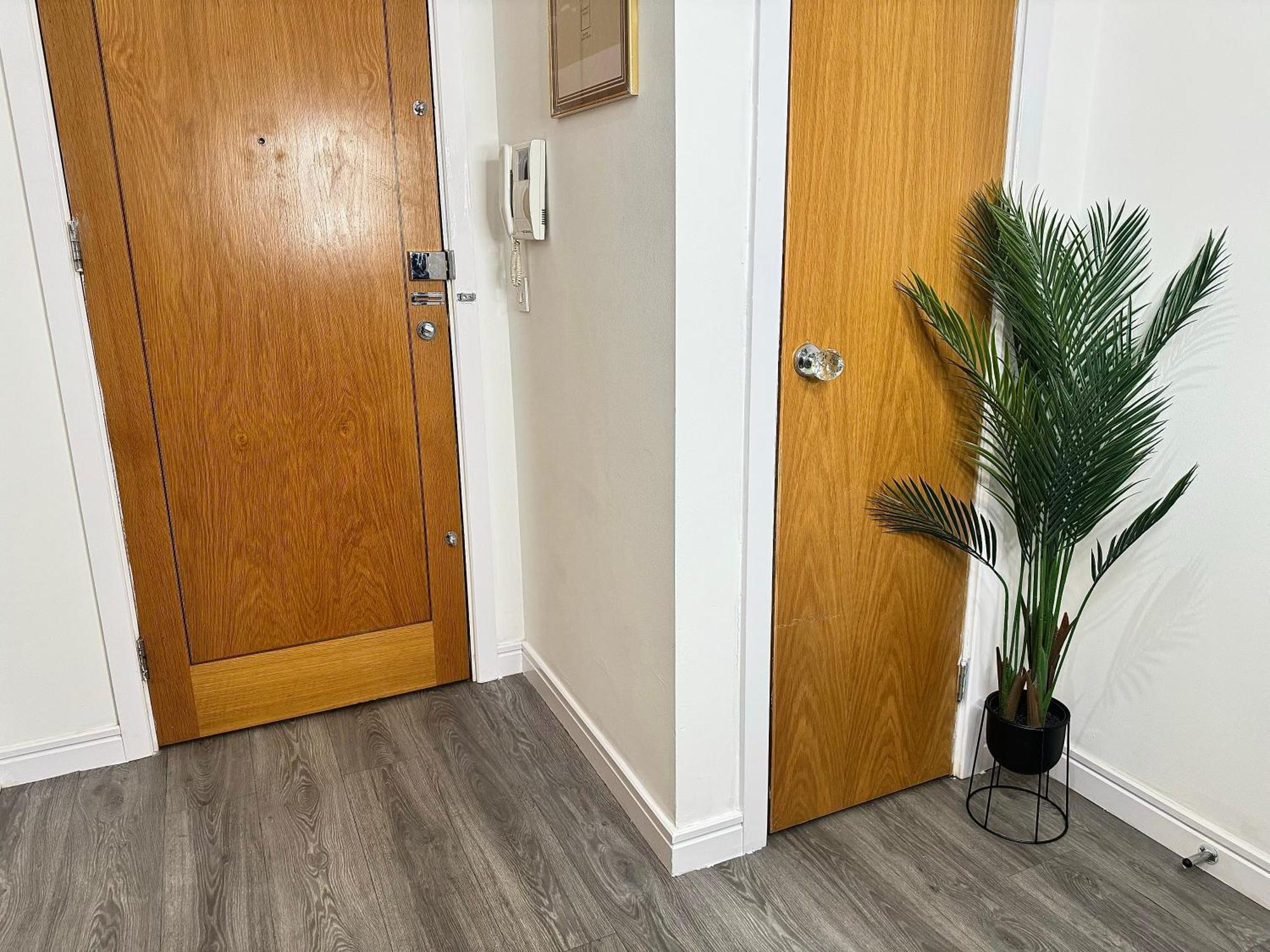 Birmingham City Centre - Centenary Plaza Luxury Apartment - Free Gym Zewnętrze zdjęcie