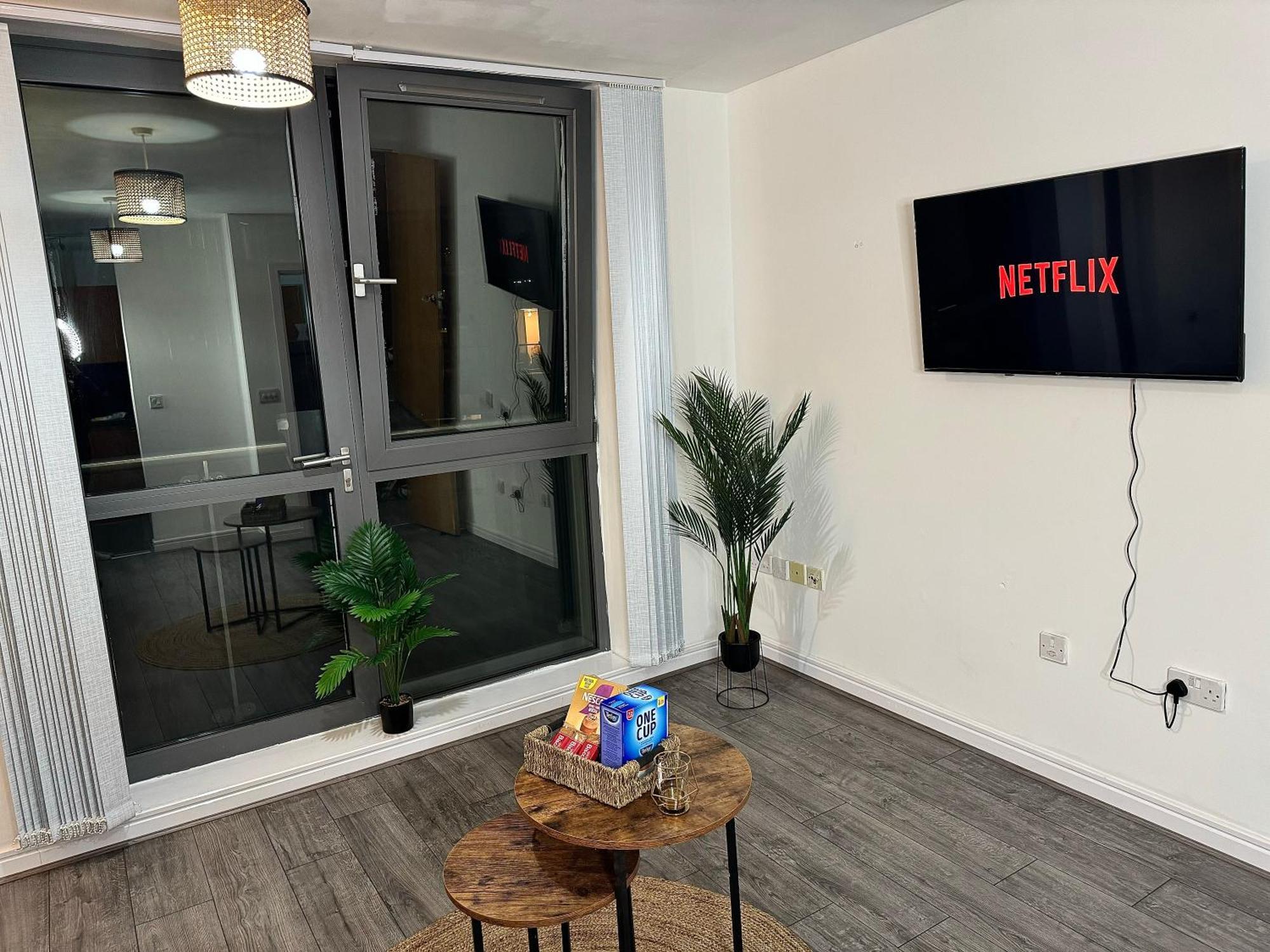 Birmingham City Centre - Centenary Plaza Luxury Apartment - Free Gym Zewnętrze zdjęcie