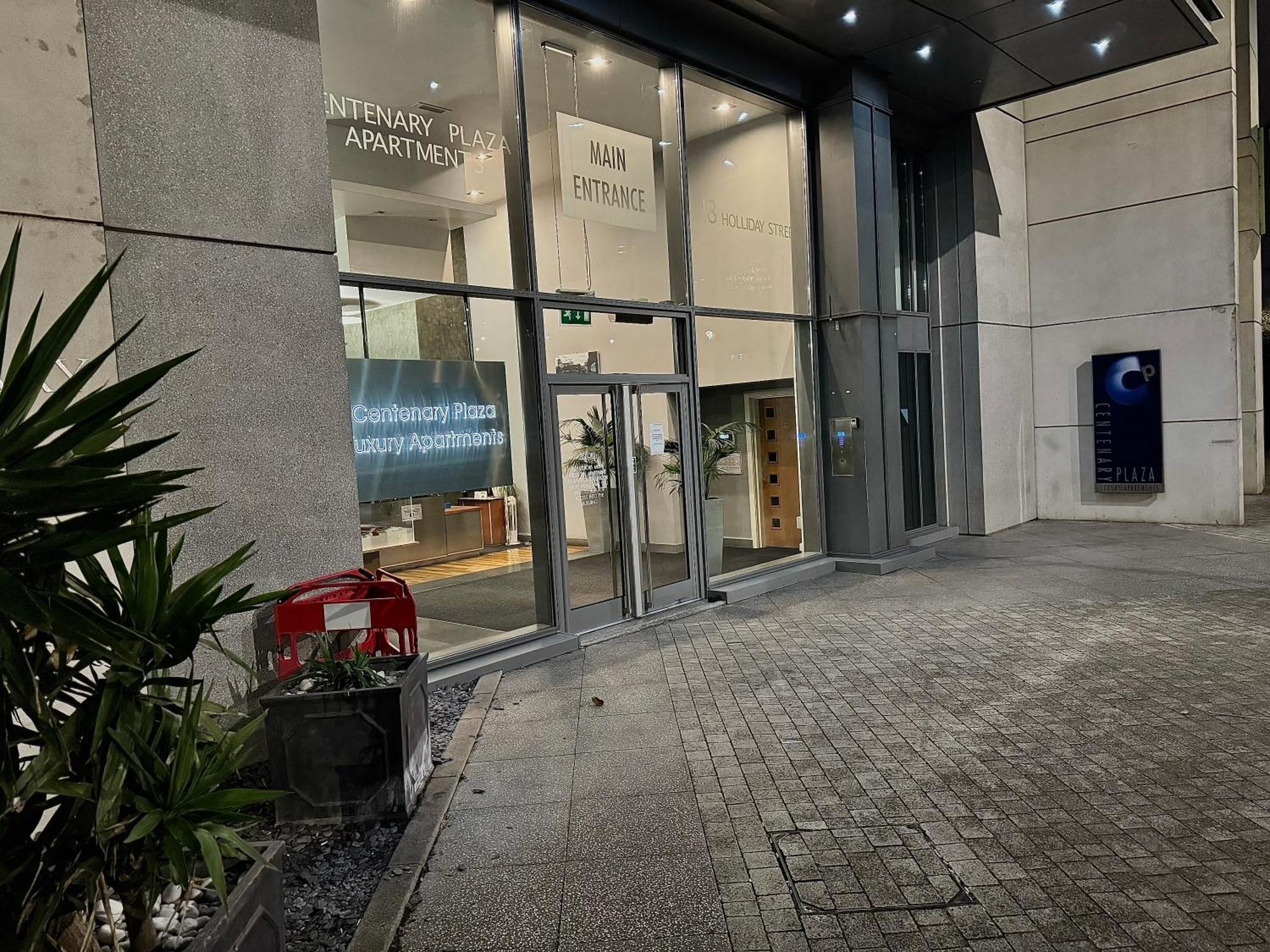 Birmingham City Centre - Centenary Plaza Luxury Apartment - Free Gym Zewnętrze zdjęcie